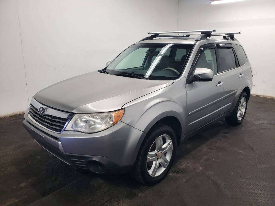 2010 Subaru Forester X Premium's photo