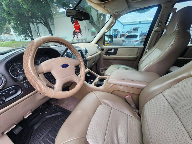 2005 Ford Expedition Eddie Bauer