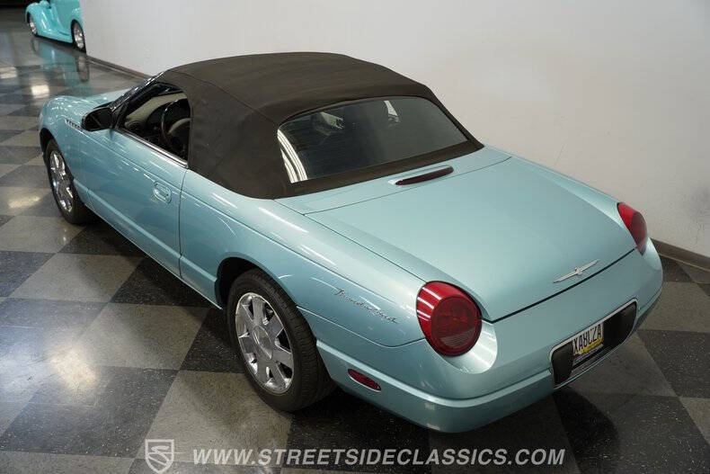 2002 Ford Thunderbird Deluxe