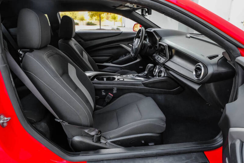 2017 Chevrolet Camaro LT