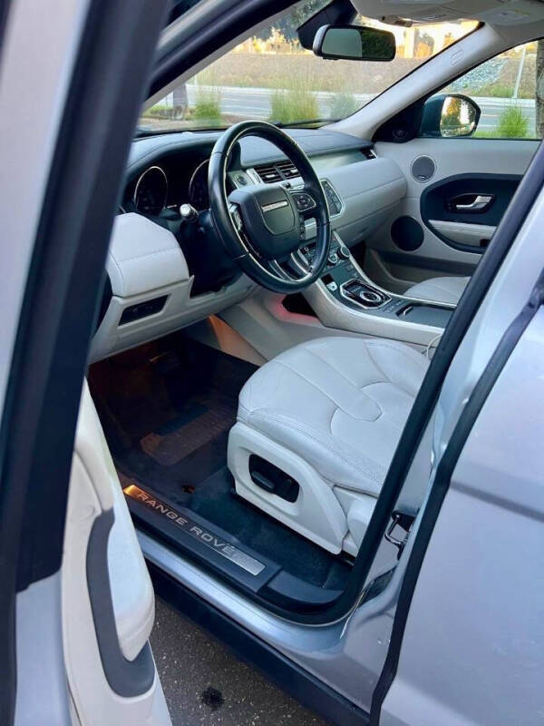 2015 Land Rover Range Rover Evoque Pure Plus