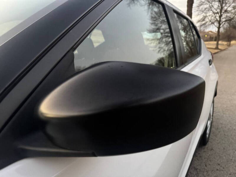 2023 Nissan Kicks S