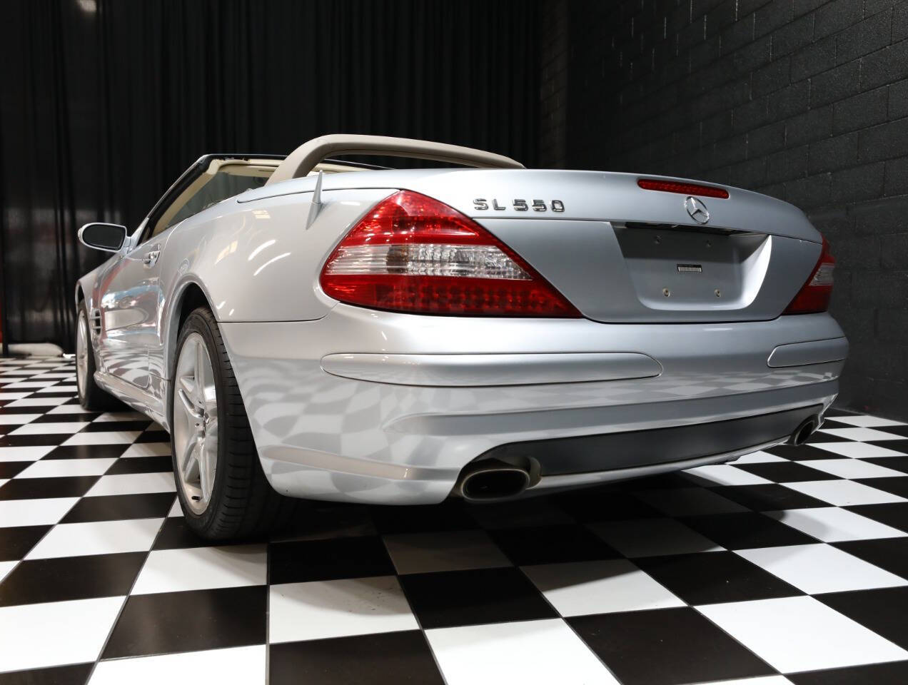 2007 Mercedes-Benz SL-Class 21