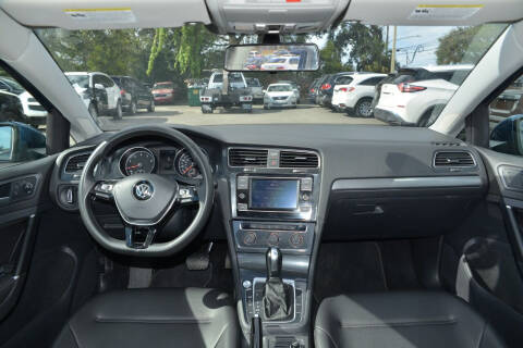 2021 Volkswagen Golf TSI