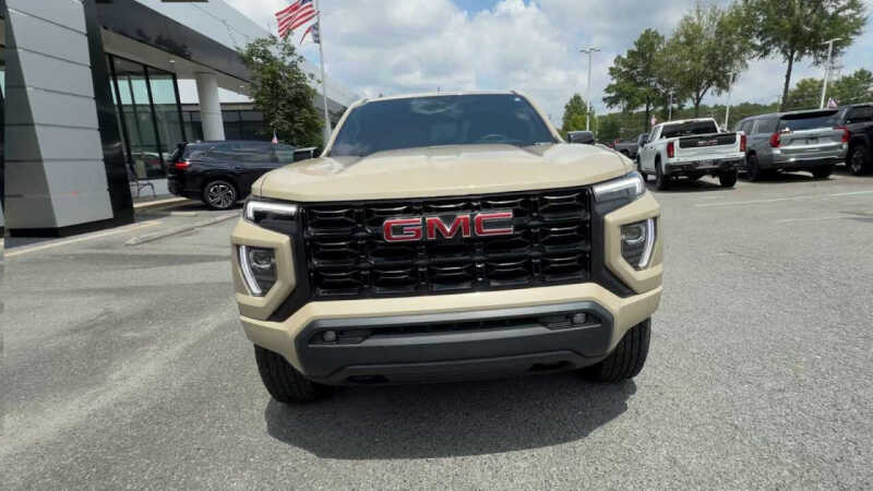 2024 GMC Canyon Elevation