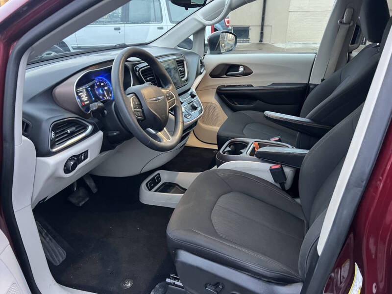 2017 Chrysler Pacifica Touring