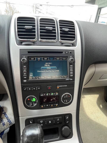 2011 GMC Acadia SLT-1