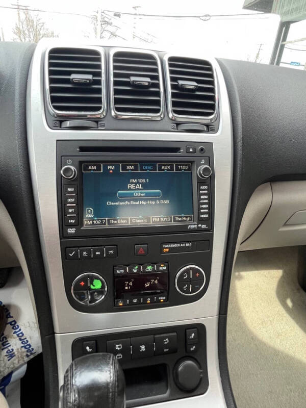 2011 GMC Acadia SLT-1