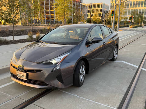 2018 Toyota Prius Two