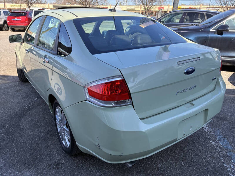 2010 Ford Focus SEL