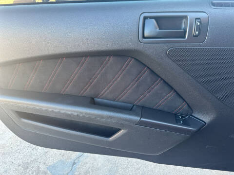 2013 Ford Mustang GT Premium