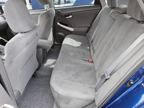 2010 Toyota Prius III