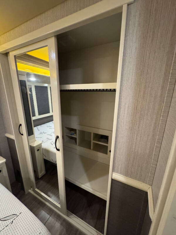 2021 Vanleigh RV Beacon Series M-34RLB