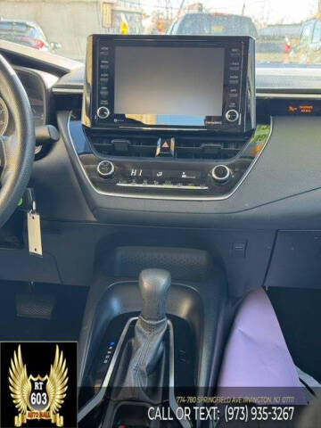 2022 Toyota Corolla LE