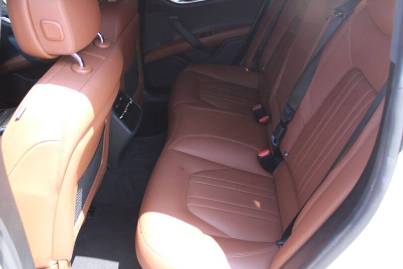 2018 Maserati Ghibli