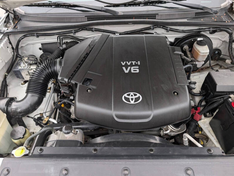 2006 Toyota Tacoma PreRunner V6