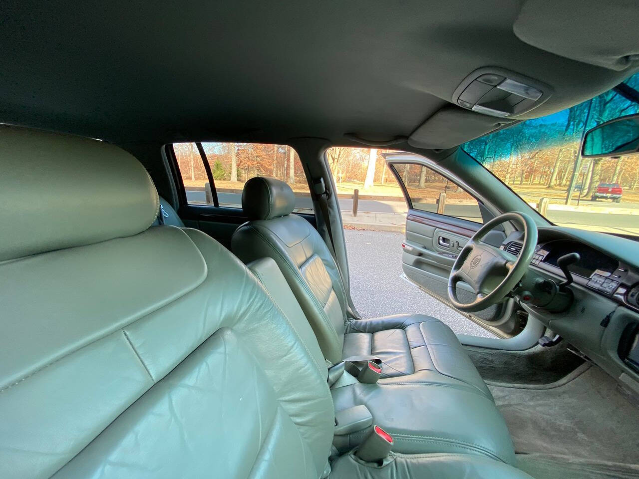 1997 Cadillac DeVille for sale at Vintage Motors USA in Roselle, NJ