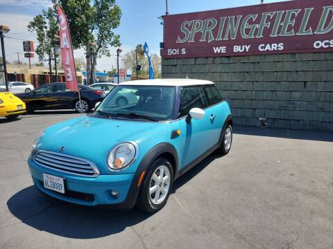 2010 MINI Cooper for sale at SPRINGFIELD BROTHERS LLC in Fullerton CA