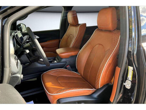 2024 Chrysler Pacifica Pinnacle