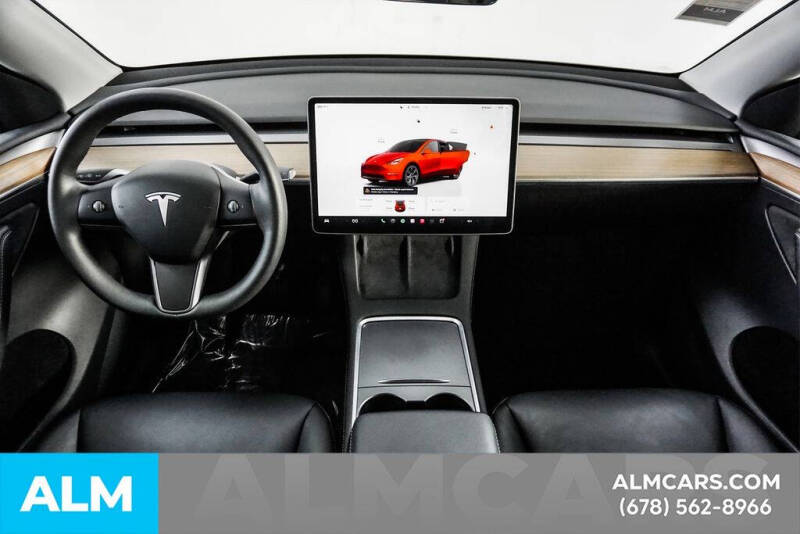 2025 Tesla Model Y Long Range