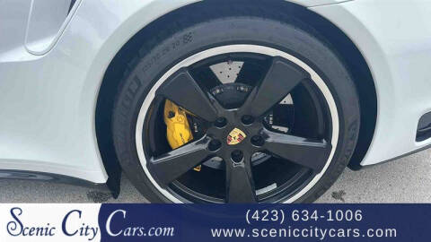 2016 Porsche 911 Turbo S