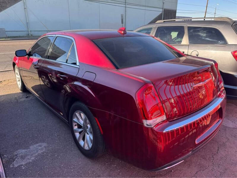 2018 Chrysler 300 Touring