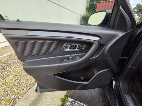 2013 Ford Taurus SHO
