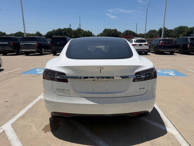 2016 Tesla Model S 90D