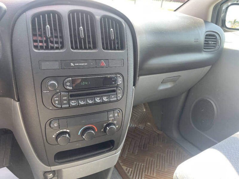 2006 Dodge Caravan SE