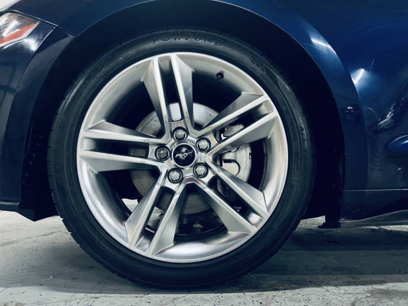2019 Ford Mustang EcoBoost Premium