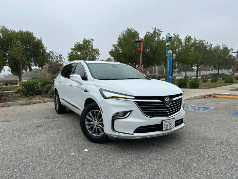 2022 Buick Enclave Essence
