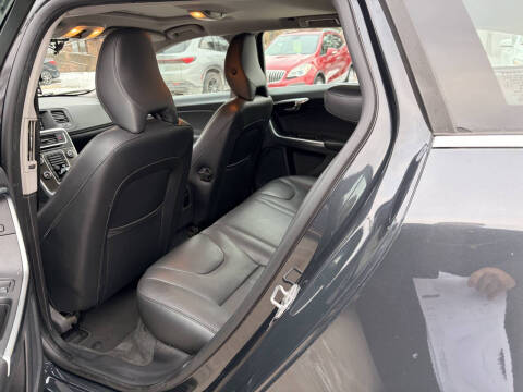 2015 Volvo V60 T5 Premier