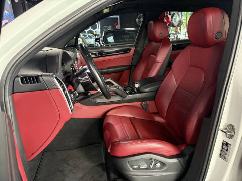 2021 Porsche Cayenne