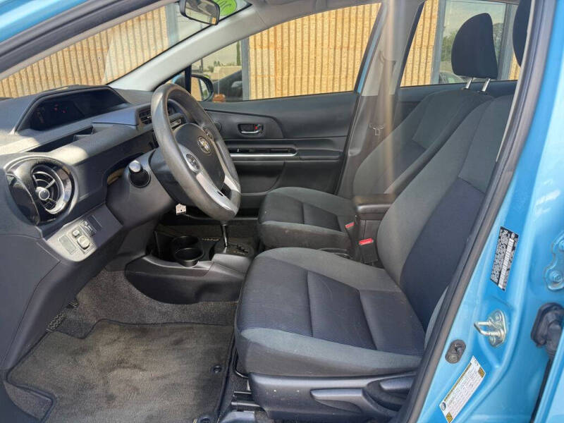 2015 Toyota Prius c Two