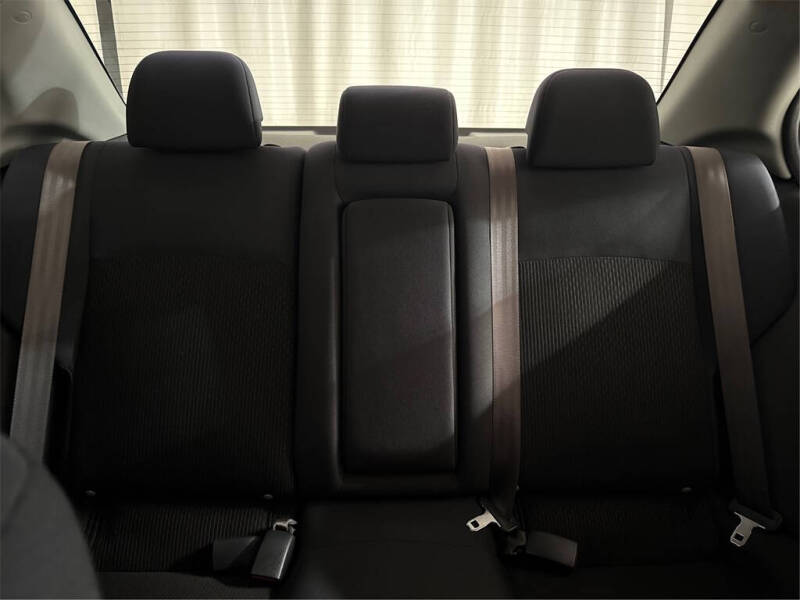 2017 Mitsubishi Lancer ES