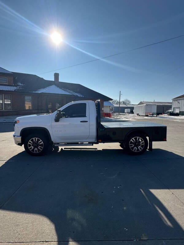 Chevrolet Silverado 3500HD's photo