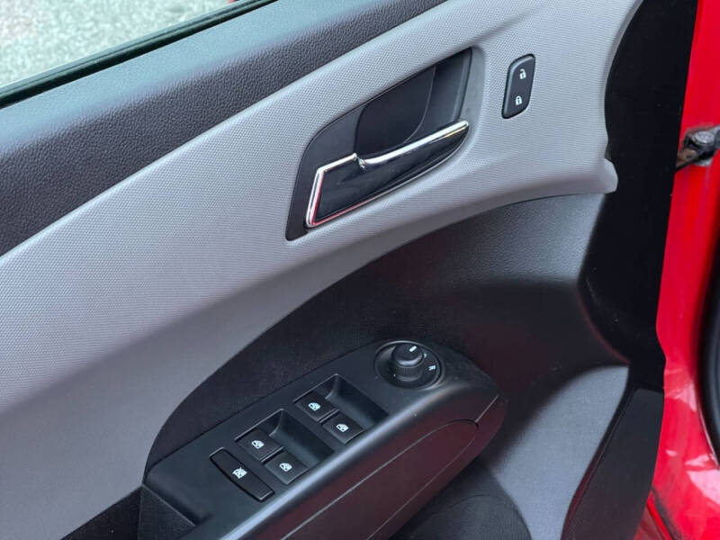 2016 Chevrolet Sonic LT Auto