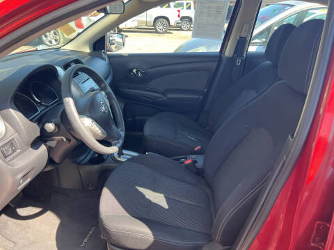 2015 Nissan Versa 1.6 S