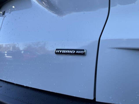 2021 Ford Escape Hybrid Titanium
