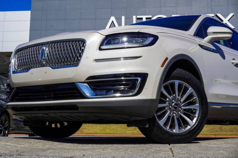 2019 Lincoln Nautilus Select