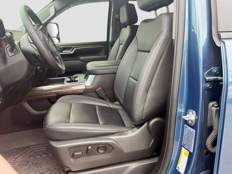 2025 Chevrolet Silverado 3500HD