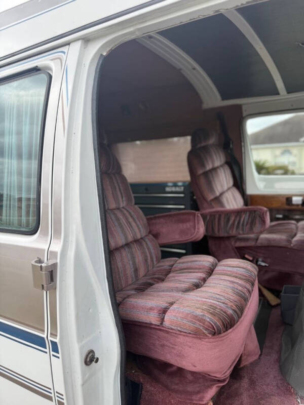 1992 Dodge Ram Van B250 Maxi