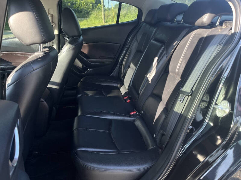 2017 Mazda MAZDA3 Touring