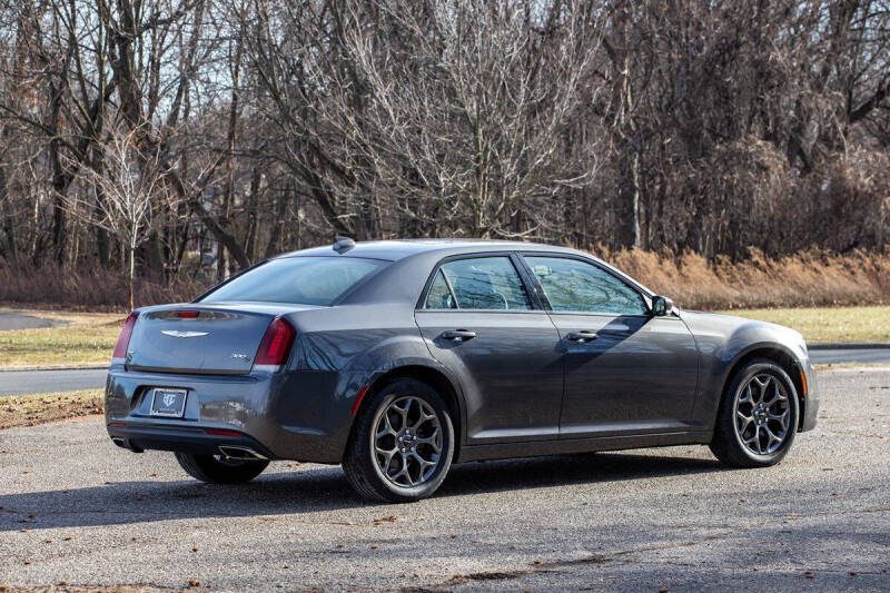 2018 Chrysler 300 S