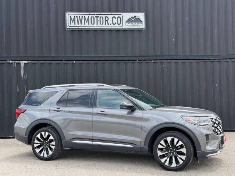 2025 Ford Explorer Platinum