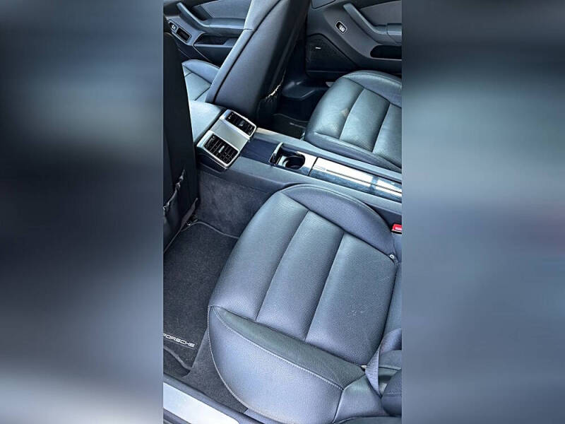 2011 Porsche Panamera