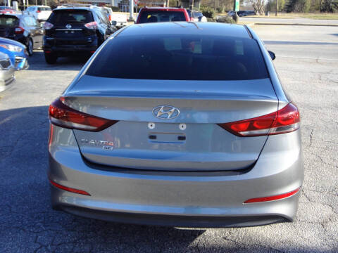2018 Hyundai Elantra SE