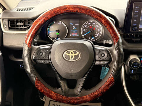 2022 Toyota RAV4 Hybrid LE