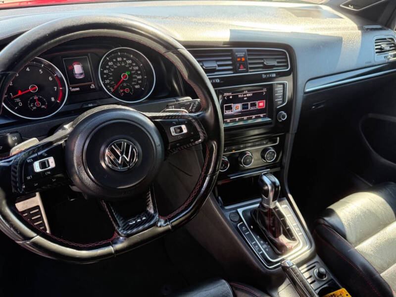 2015 Volkswagen Golf GTI SE