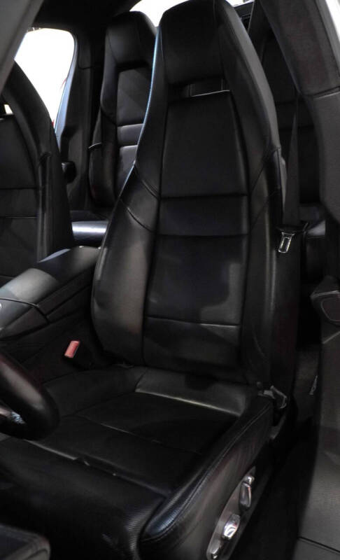 2011 Porsche Panamera Turbo